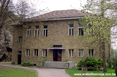 Dom AVNOJ-a u Jajcu sa pokretnom imovinom
