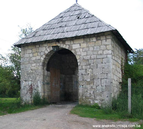 Stari grad Gradačac sa Gradaščevića kulom, historijsko  područje