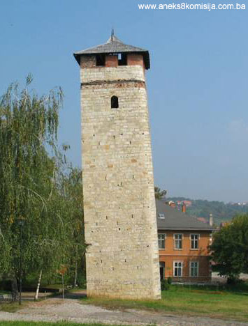 Stari grad Gradačac sa Gradaščevića kulom, historijsko  područje