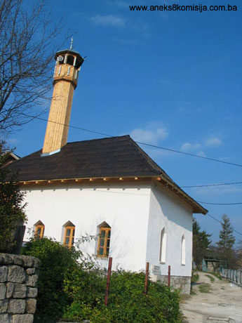 Sinan-begova ili Okića džamija, historijska građevina