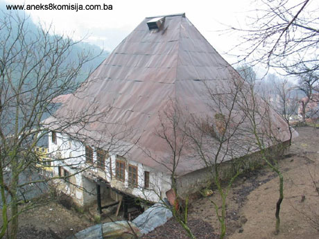 Kršlakova kuća (Kapetanovića kuća, Kršlakova kuća broj 2), historijska građevina