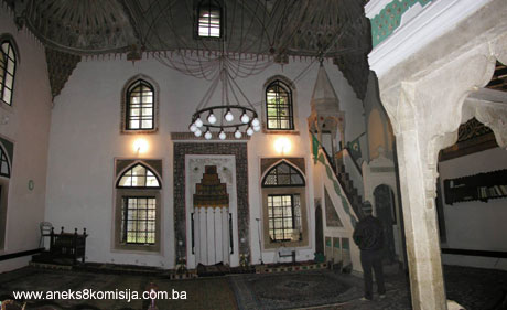 Ferhadija džamija, graditeljska cjelina