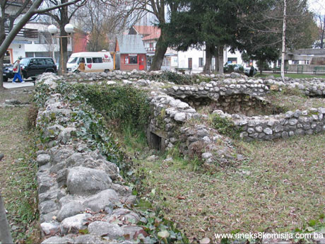 Ostaci rimskog naselja, kasnoantičke bazilike i grobnice na Crkvini u Varošluku, Turbe, arheološko područje