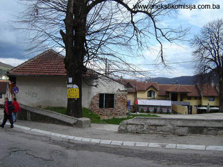 Kizlaragina džamija u Mrkonjić Gradu, mjesto i ostaci graditeljske cjeline