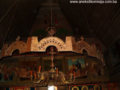 Pravoslavna crkva brvnara (crkva svetih apostola Petra i Pavla) u Palačkovcima, graditeljska cjelina