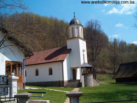 Pravoslavna crkva brvnara (crkva posvećena prenosu moštiju sv. Nikole) u Jelićki, graditeljska cjelina