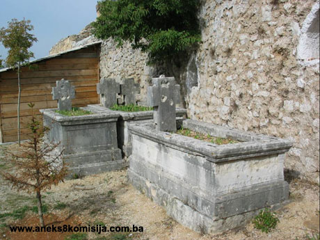 Stara pravoslavna crkva u Mostaru, graditeljska cjelina