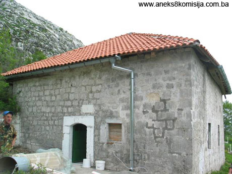 Stari grad Ključ i Ključka džamija (Džamija Ajnebeg deda, Džamija ključkih kapetana ili Starica) sa haremom u Ključu, historijsko područje