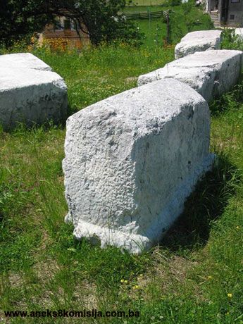 Nekropola sa stećcima na lokalitetu Han u Šabićima, historijsko područje