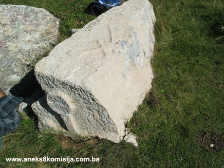 Praistorijsko naselje i srednjovjekovna nekropola sa stećcima Barzonja, arheološko područje