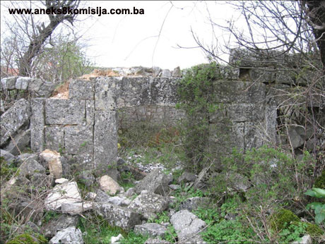 Džamija Hasan-paše Predojevića u Polju, Grabovica, historijska građevina