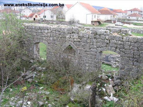 Džamija Hasan-paše Predojevića u Polju, Grabovica, historijska građevina