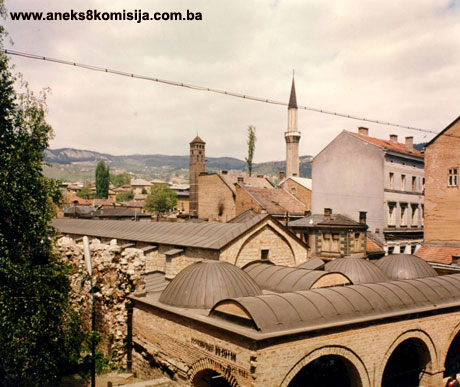 Gazi Husrev-begov bezistan sa dućanima, graditeljska cjelina