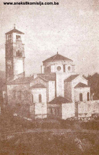 Župna crkva sv. Ante Padovanskog sa grobnicom bihaćkog plemstva (grobnica hrvatskih velikaša), graditeljska cjelina