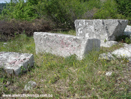 Nekropola sa stećcima Potkuk u Bitunji, historijsko područje