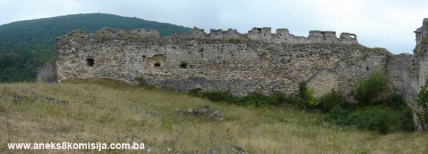 Prahistorijska gradina, srednjovjekovni i osmanski grad Sokolac u selu Sokolcu, historijsko područje