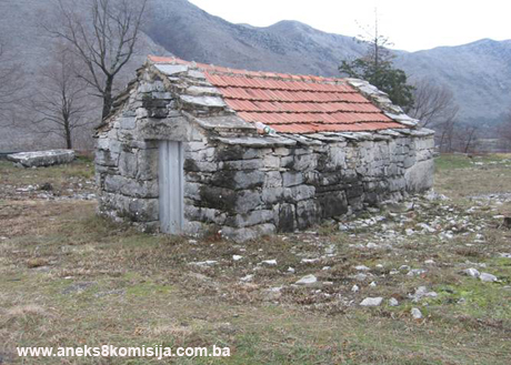 Crkva sv. Ilije sa prahistorijskom grobnom gomilom (tumulusom) i nekropolom sa stećcima u Mesarima, historijsko područje