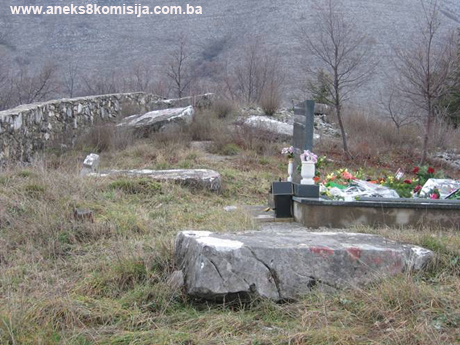 Crkva sv. Ilije sa prahistorijskom grobnom gomilom (tumulusom) i nekropolom sa stećcima u Mesarima, historijsko područje