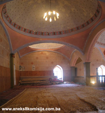 Čaršijska (Gazi Ferhad-begova) džamija, graditeljska cjelina
