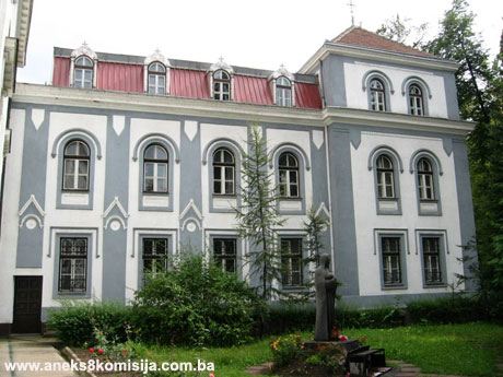 Crkva svetog Ilije sa župnim uredom, graditeljska cjelina