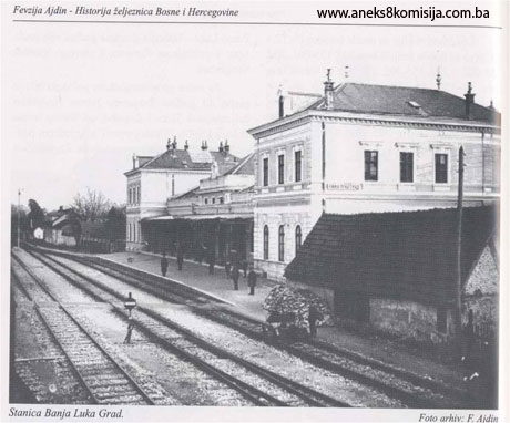 Stara željeznička stanica (Muzej savremene umjetnosti Republike Srpske), historijska građevina