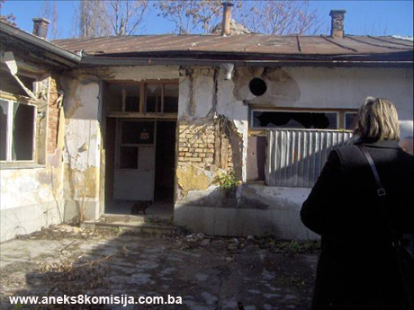 Firuz-begov hamam, mjesto i ostaci historijske građevine