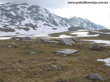 Nekropola sa stećcima Poljice, lokalitet Veliko Jezero, historijsko područje