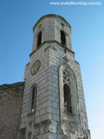 Pravoslavna crkva sv. Vasilija Ostroškog u Blagaju sa pokretnim naslijeđem, graditeljska cjelina