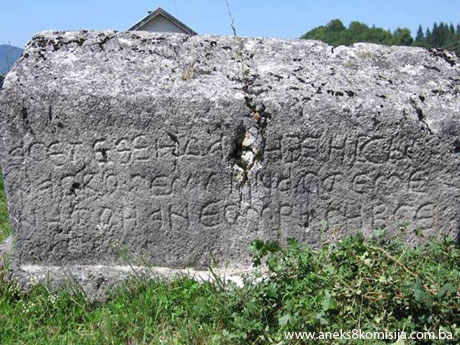 Nekropola sa stećcima “Mramorje“ i starim nišanima u Lavšićima, historijsko područje