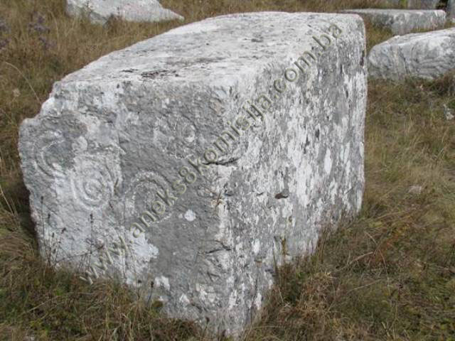 Prahistorijski tumulus i nekropola sa stećcima na lokalitetu Dabića (Velika) poljana, na obroncima planine Bahtijevice, historijsko područje