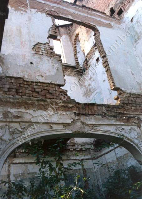 Kompleks vila iz austrougarskog perioda u Petrakijinoj ulici (Vila Mandić, vila Heinricha Reitera, vila Hermine Radisch i vila Forstratha Miklaua), graditeljska cjelina