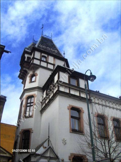 Kompleks vila iz austrougarskog perioda u Petrakijinoj ulici (Vila Mandić, vila Heinricha Reitera, vila Hermine Radisch i vila Forstratha Miklaua), graditeljska cjelina