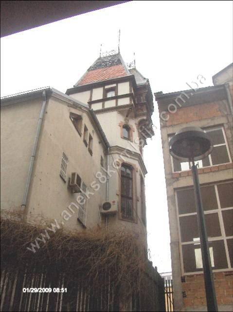 Kompleks vila iz austrougarskog perioda u Petrakijinoj ulici (Vila Mandić, vila Heinricha Reitera, vila Hermine Radisch i vila Forstratha Miklaua), graditeljska cjelina