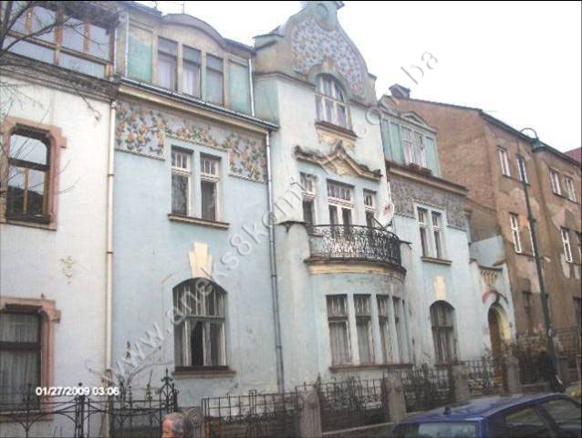 Kompleks vila iz austrougarskog perioda u Petrakijinoj ulici (Vila Mandić, vila Heinricha Reitera, vila Hermine Radisch i vila Forstratha Miklaua), graditeljska cjelina
