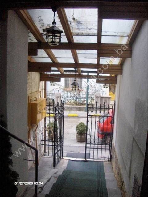 Kompleks vila iz austrougarskog perioda u Petrakijinoj ulici (Vila Mandić, vila Heinricha Reitera, vila Hermine Radisch i vila Forstratha Miklaua), graditeljska cjelina