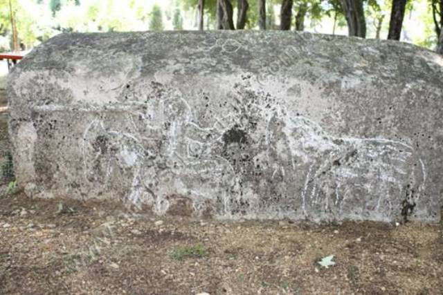 Nekropola sa stećcima Šarapovlje (Vitina) u Kruševu, historijsko područje