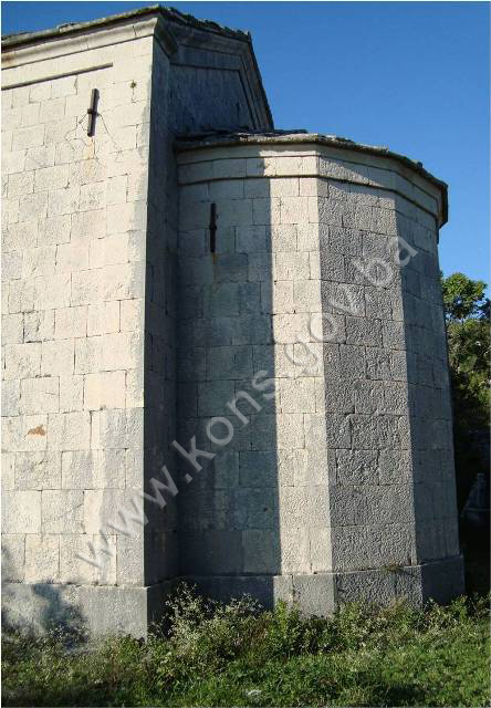 Nekropola sa stećcima i pravoslavna crkva Sv kneza Lazara (grobna crkva kneza Vlađa Bijelića) u Vlahovićima, historijsko područje