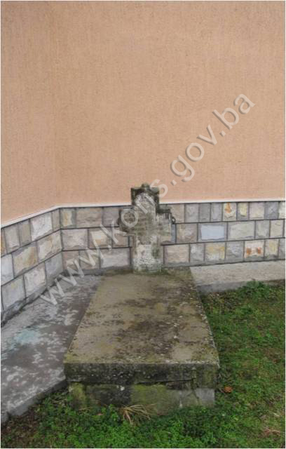 Crkva sv. Nikole sa  pokretnom imovinom, graditeljska cjelina