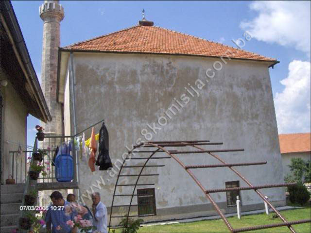 Čaršijska džamija (Džudža Džaferova džamija) sa haremom, graditeljska cjelina