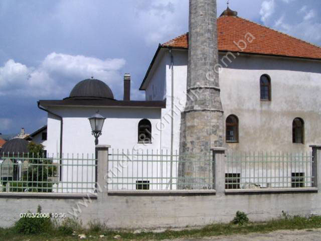 Čaršijska džamija (Džudža Džaferova džamija) sa haremom, graditeljska cjelina