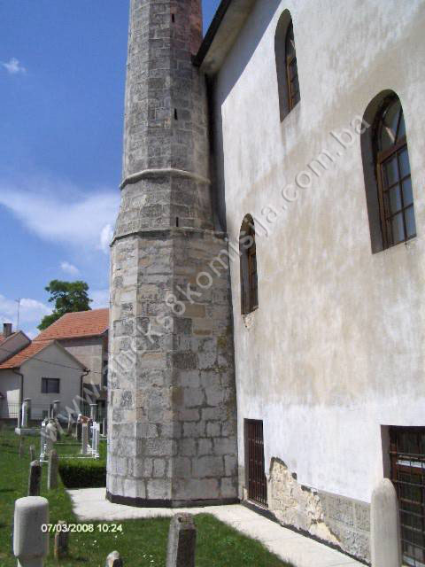 Čaršijska džamija (Džudža Džaferova džamija) sa haremom, graditeljska cjelina