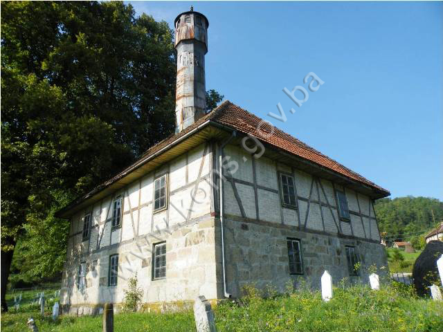 Stara džamija u selu Rujnica, graditeljska cjelina