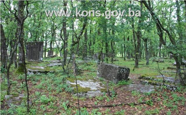 Prahistorijski tumulus i nekropola sa stećcima Grebnice – Bunčići u selu Radmilovića Dubrava, povijesno područje