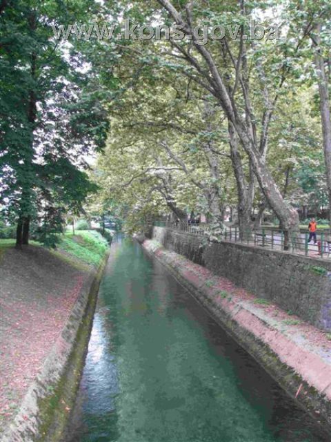 Hidroelektrane (Mala HE „Bihać“, ili HE Jarak ili HE Kanal Una) na Jarku, industrijska graditeljska cjelina