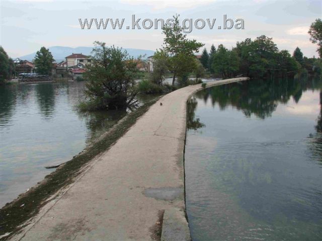 Hidroelektrane (Mala HE „Bihać“, ili HE Jarak ili HE Kanal Una) na Jarku, industrijska graditeljska cjelina
