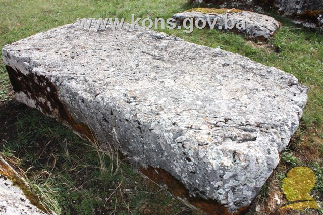Prahistorijski tumulusi i nekropole sa stećcima u Luburića polju, historijsko područje