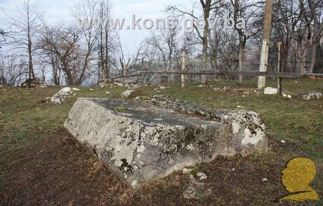 Stećak i staro muslimansko groblje u Mrkovićima, historijsko područje