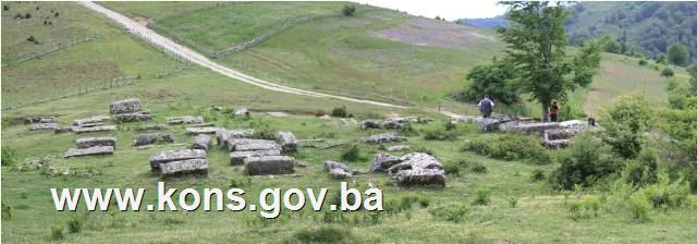 Nekropola sa stećcima na lokalitetu Mašeti u području zaseoka Velika, Bradina, historijsko područje