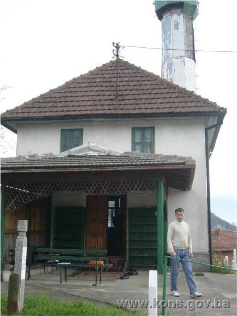 Lipanjska (Hadži Džaferova, Lipa) džamija sa haremom, graditeljska cjelina