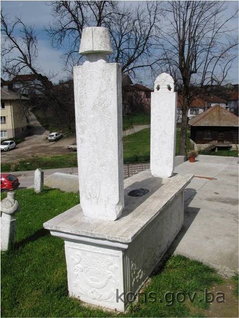 Harem Hadži Reuf-begove ili Nove (Džedid) džamije, grobljanska cjelina